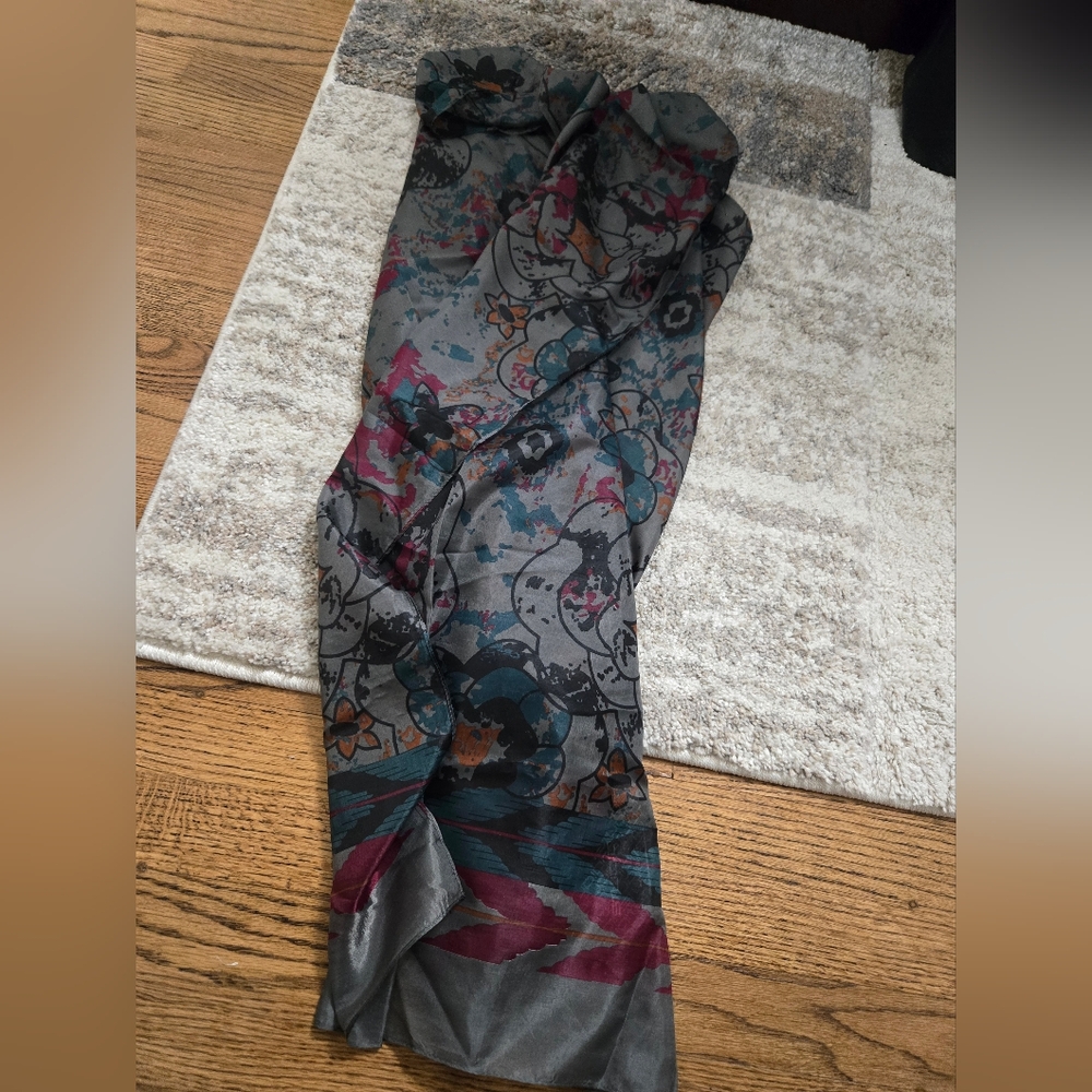 Ladies scarf
